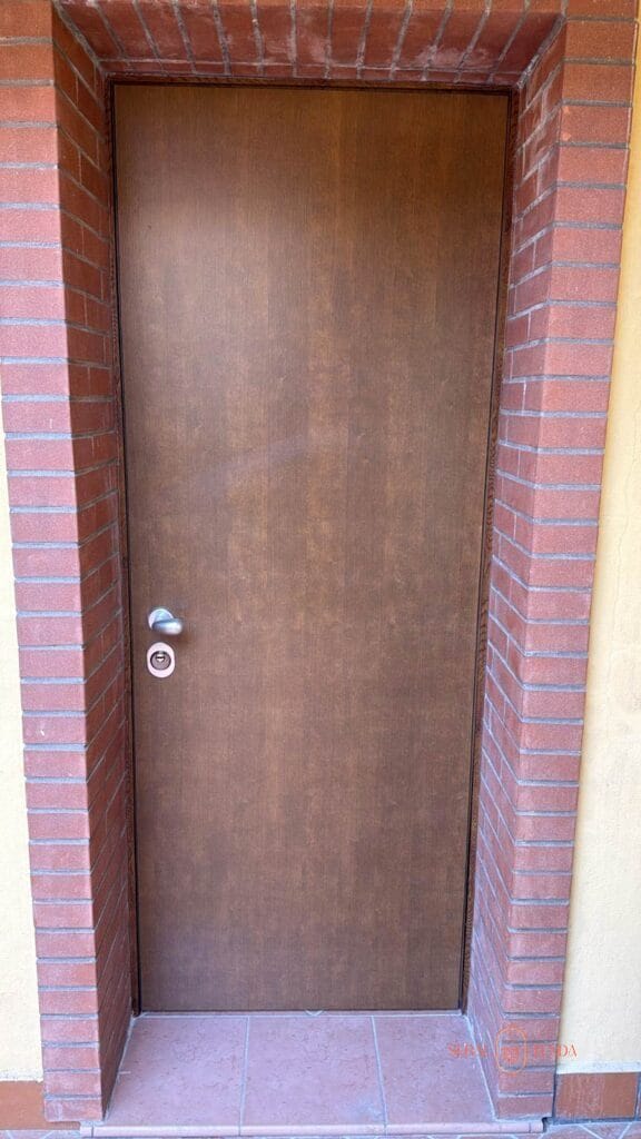 Installazione porta blindata a Lodi ad opera di Seral Tenda